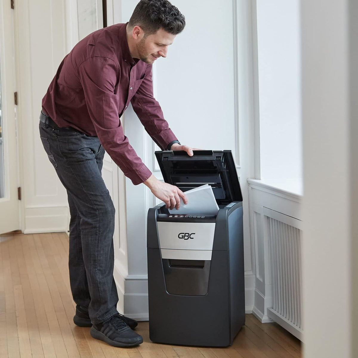 150 Sheet Capacity Super Cross-Cut Paper Shredder P444930