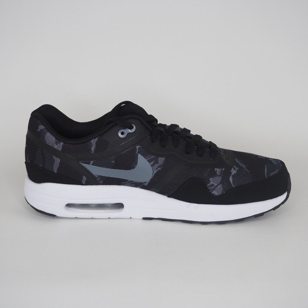 Black Camo Athletic Shoes Size 10 V45400