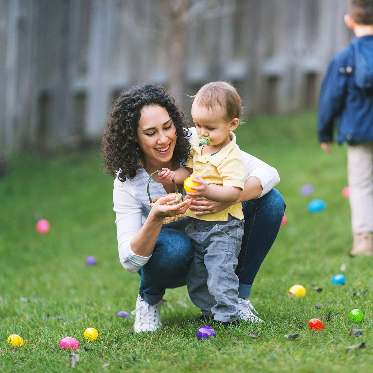 164 Pieces Bright Colors Plastic Easter Eggs P385