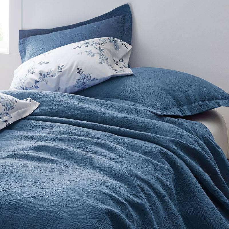 Coral Cotton Matelasse Coverlet Twin G63130