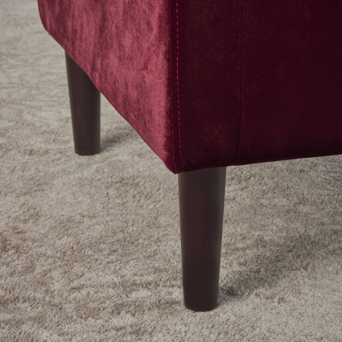 Black Tufted Velvet Ottoman U997