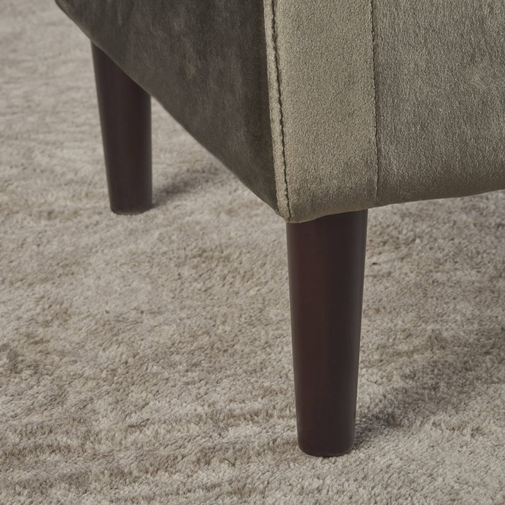 Black Tufted Velvet Ottoman U997