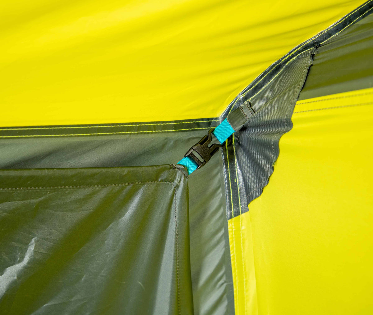 6-Person Camping Tent G477