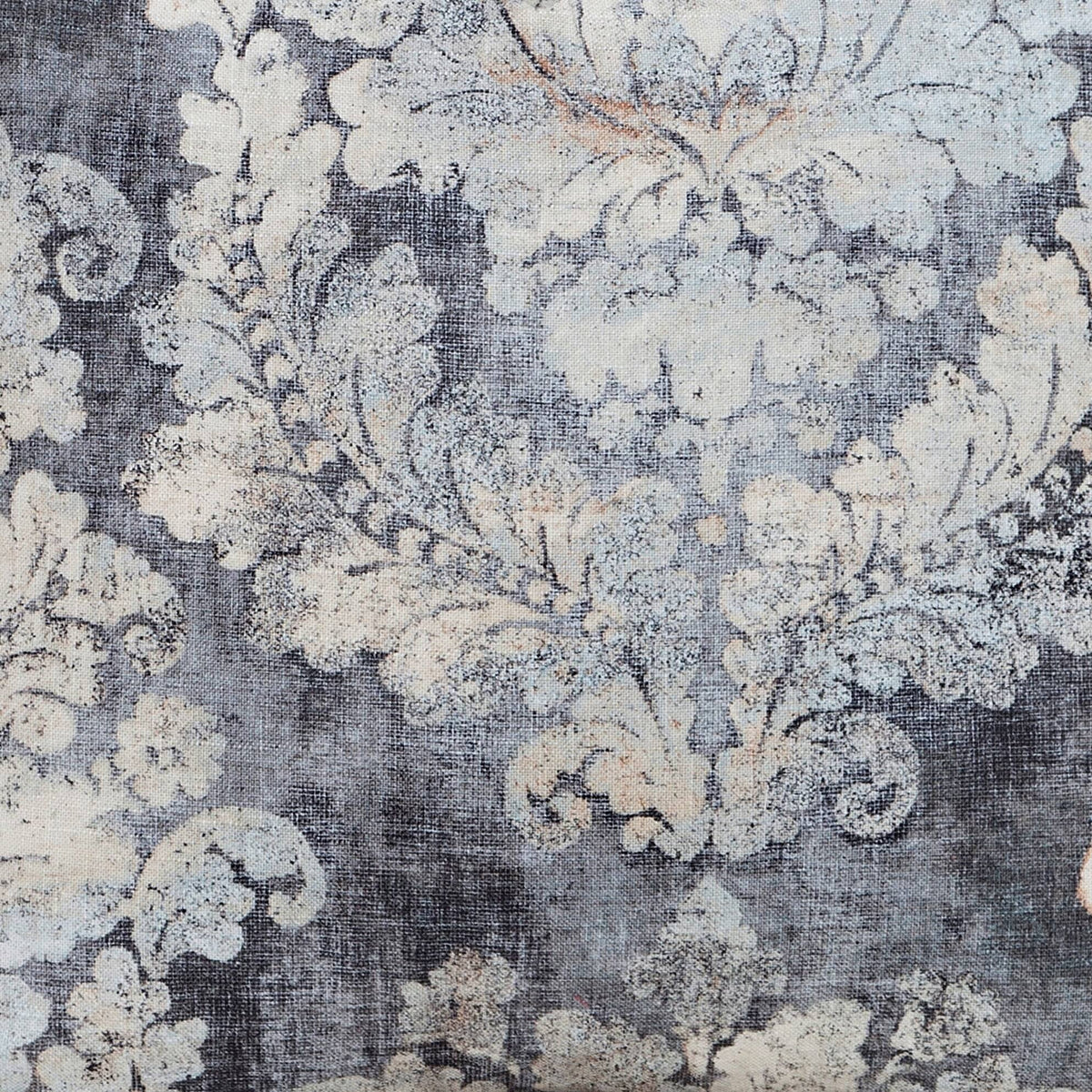 King Distressed Damask Duvet and Shams O60114