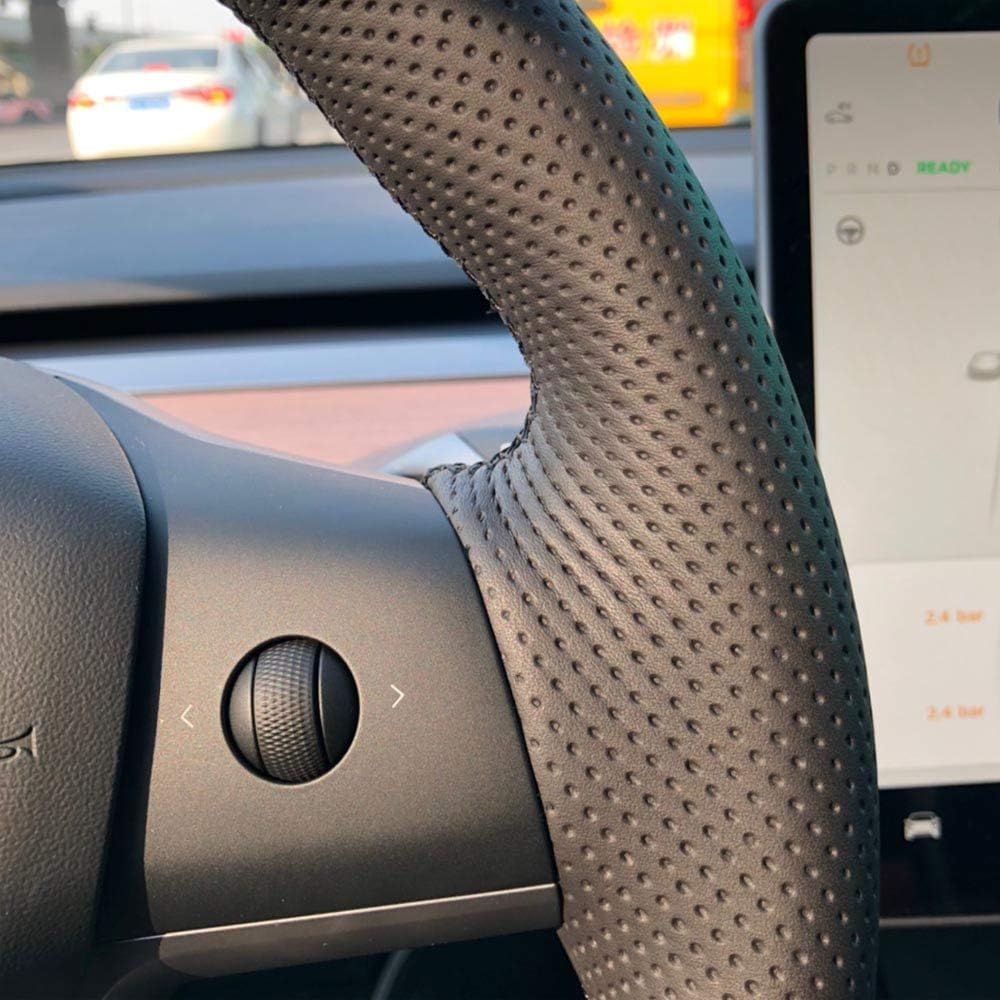 Black Perforated Leather Carbon Fiber Auto Steering Wheel Cover E927