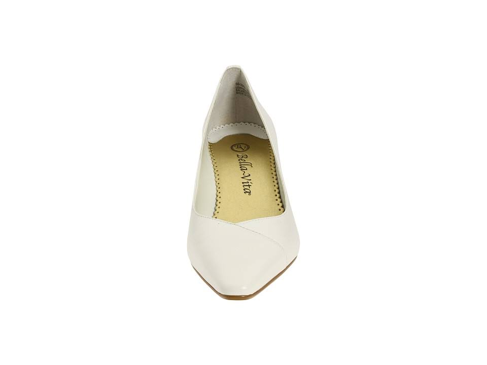 White Wow Pump C405046