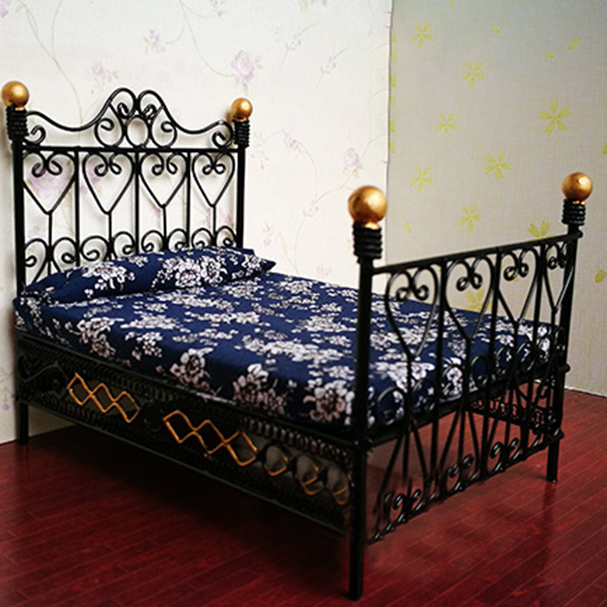 Metal Mini Double Bed Dollhouse Bed N975701